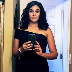 Meet your Posher, Connie